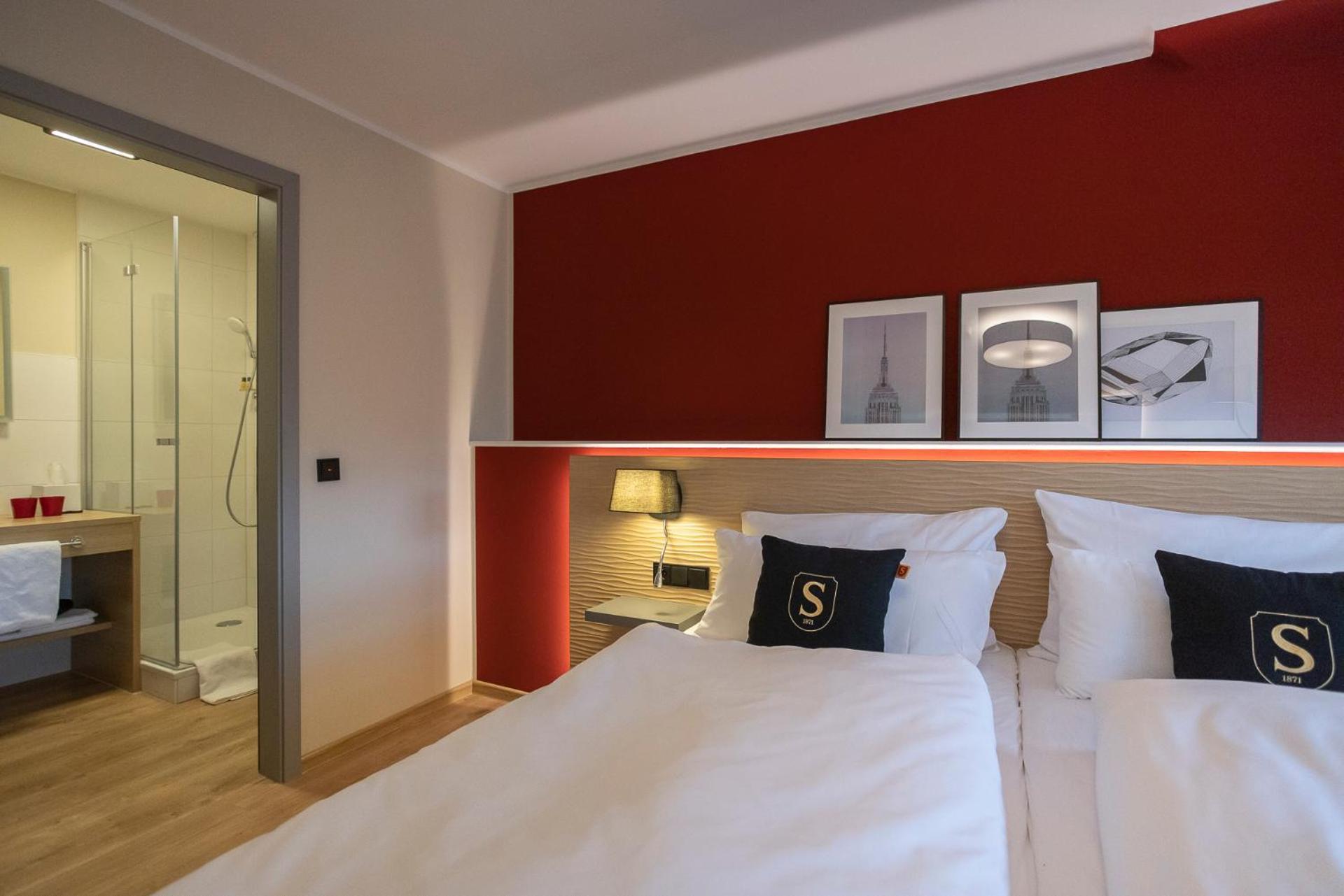 Der Stahlberg Hotel & Restaurant 힐헨바흐 외부 사진